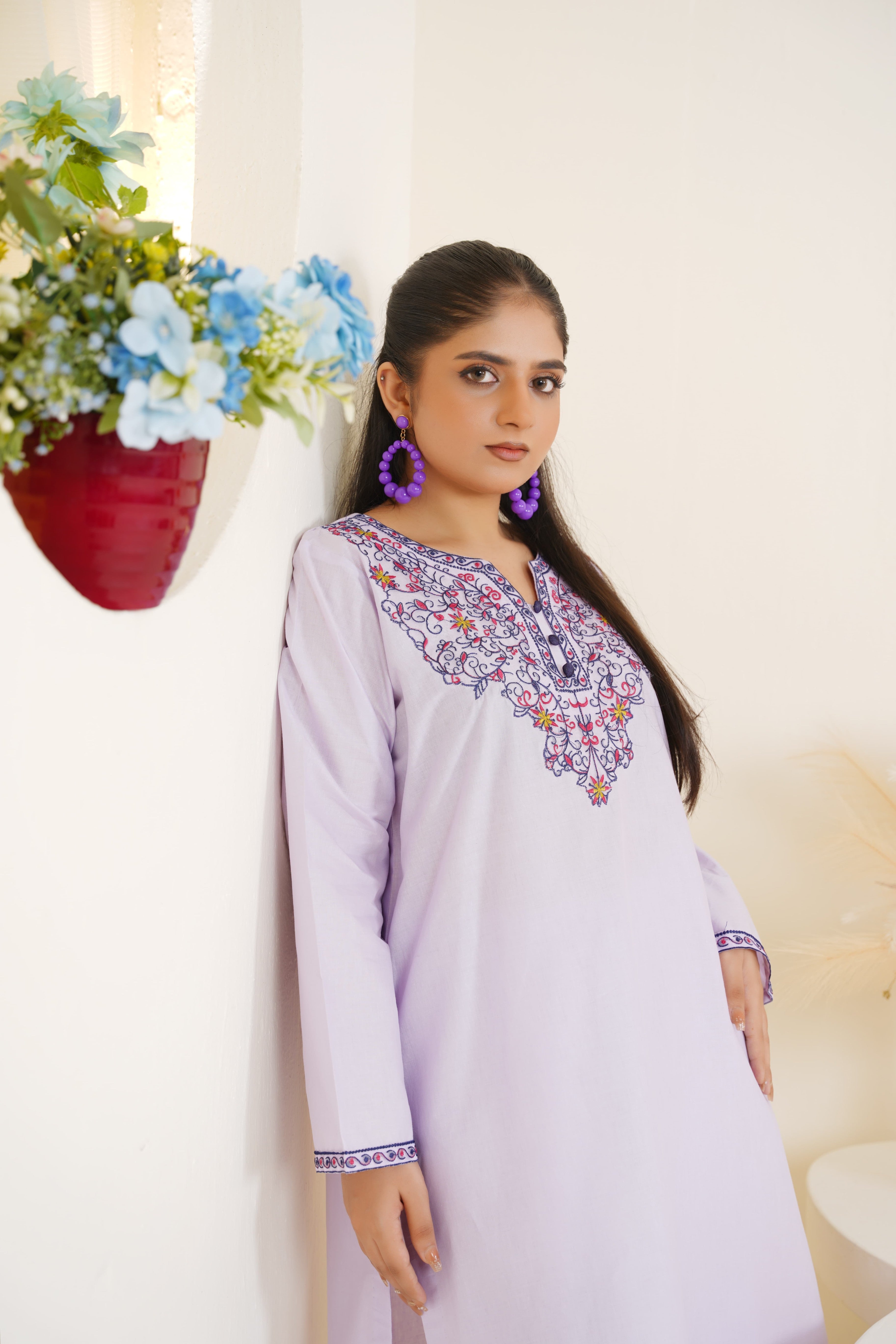 Velora 2Pc - Embroidered Cambric Cotton Pret