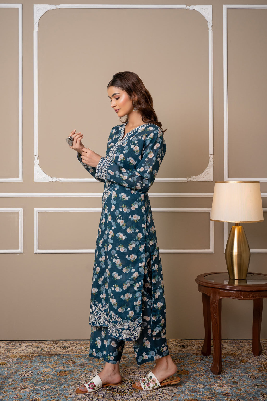 Lumi 2Pc - Embroidered Cambric Cotton Pret